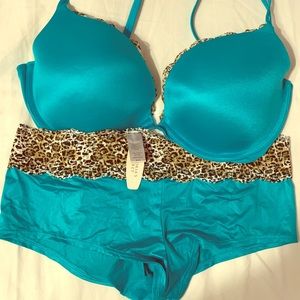 Victoria’s Secret Very Sexy Push Up Bra